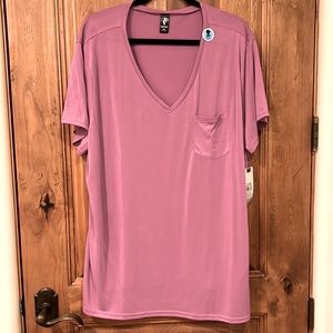 🌼 Cute Skechers V-neck Tee Shirt 🌼